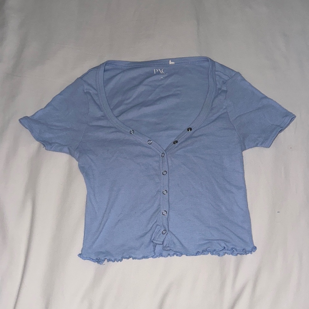 XS light blue Pacsun cropped button up